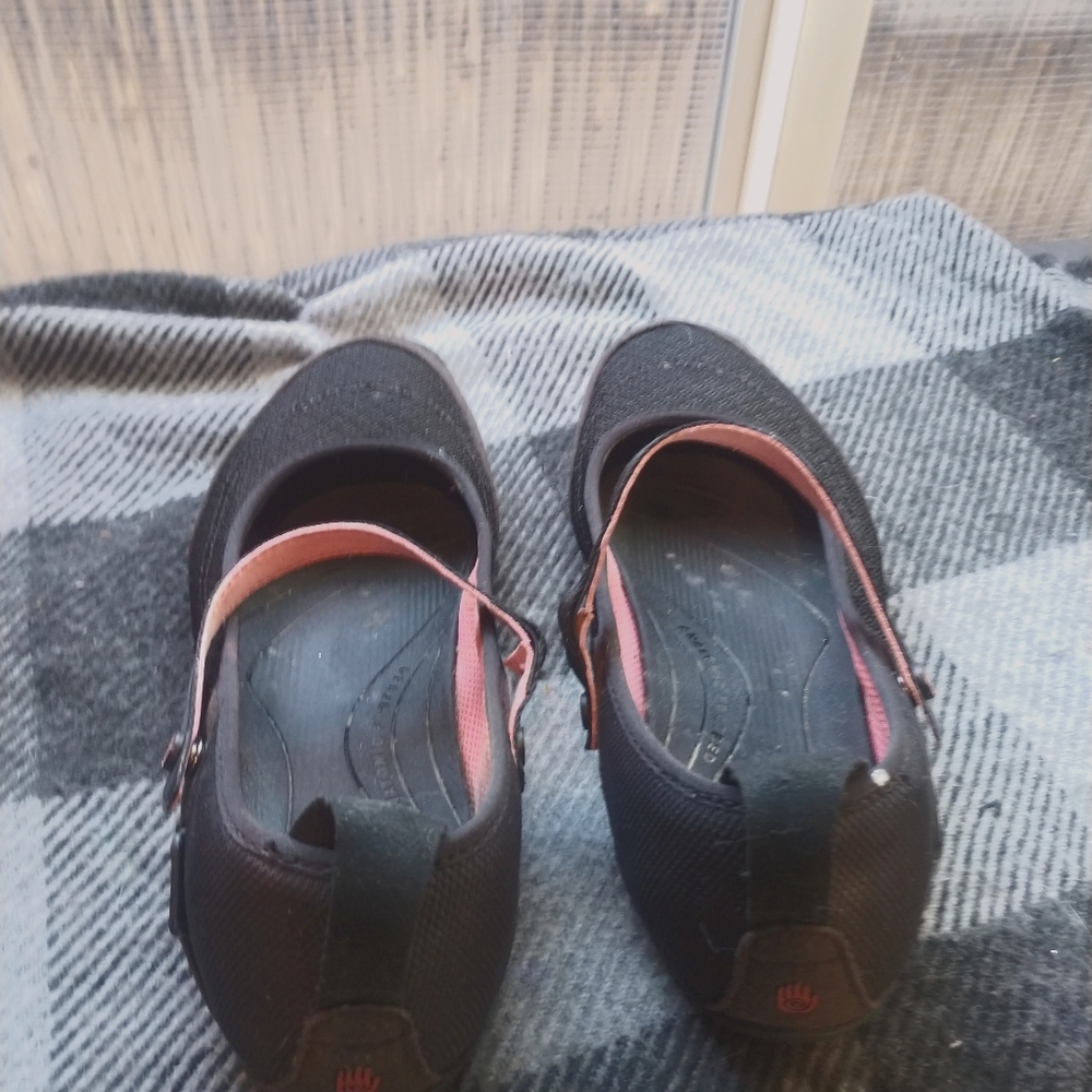 Teva maryjanes